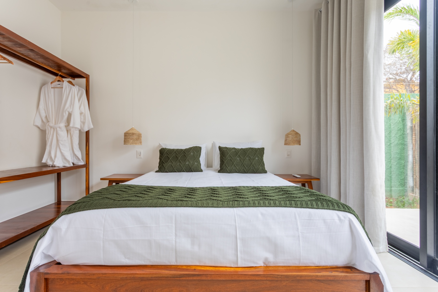 Suíte com cama queen na Botanique Veadeiros